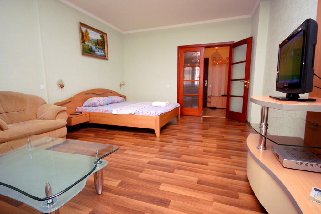 Inn Home Apartments - Livoberezhna Kiev Habitación foto