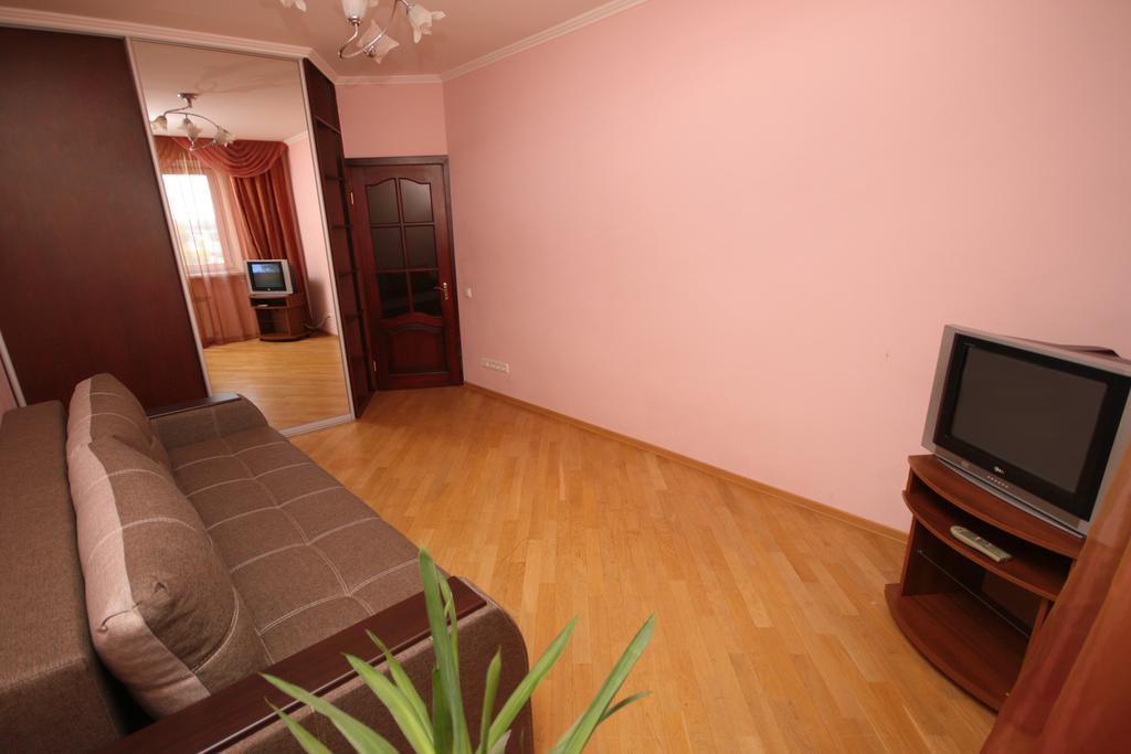 Inn Home Apartments - Livoberezhna Kiev Exterior foto