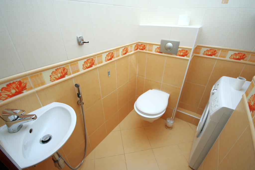 Inn Home Apartments - Livoberezhna Kiev Exterior foto