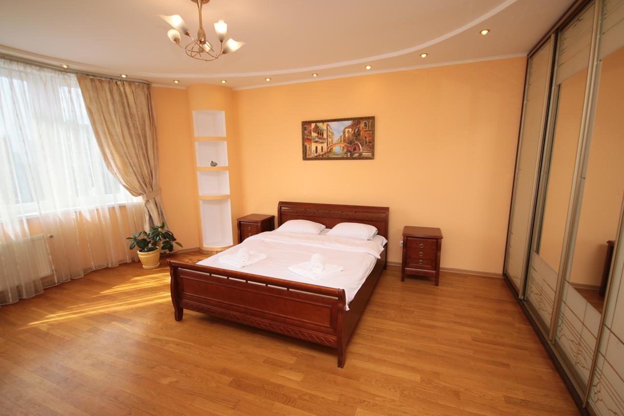 Inn Home Apartments - Livoberezhna Kiev Exterior foto